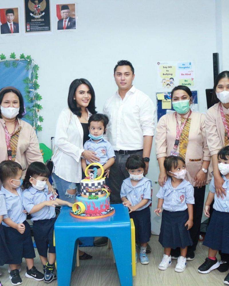 Instagram.com/anggitasari612